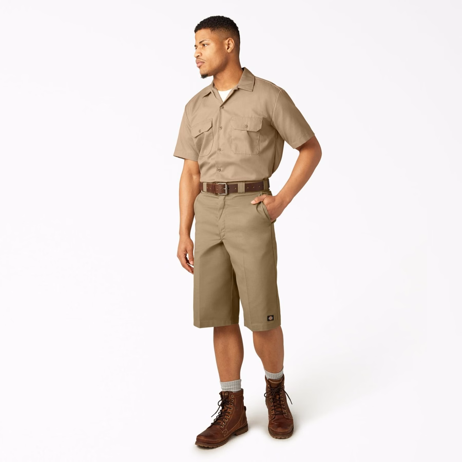 Pantaloni scurți de lucru cu croială lejeră, cu buzunare multifuncționale. 15