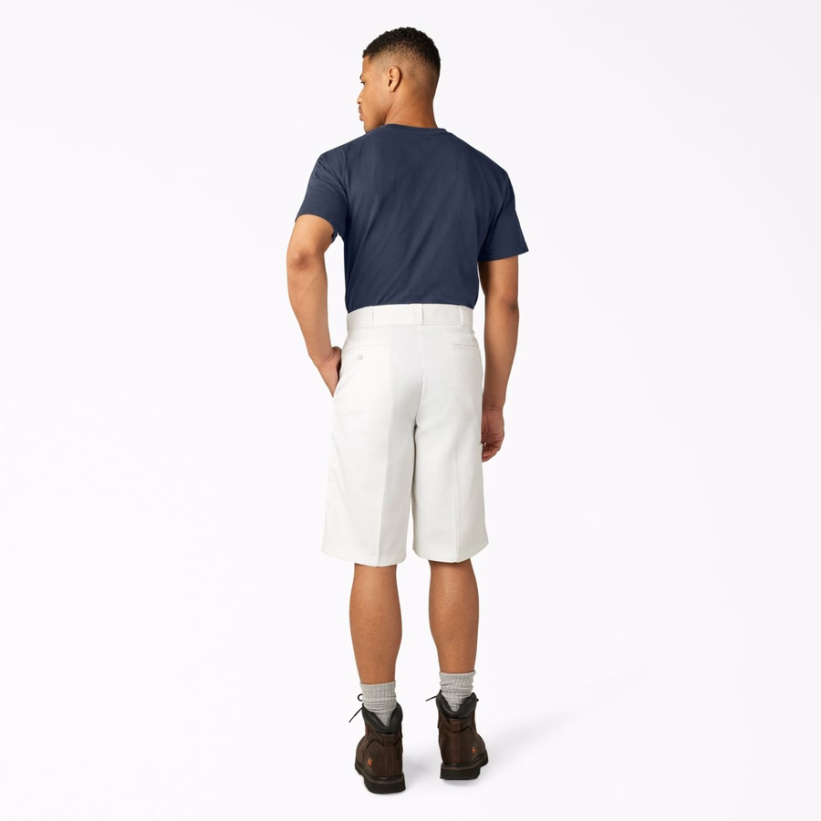 Pantaloni scurți de lucru lejeri, cu croială plată în față. 13