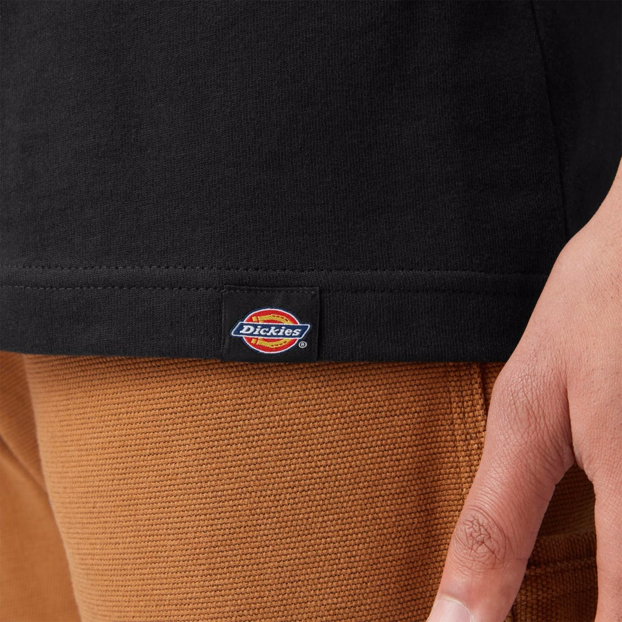Tricou cu mânecă scurtă și inscripție grafică