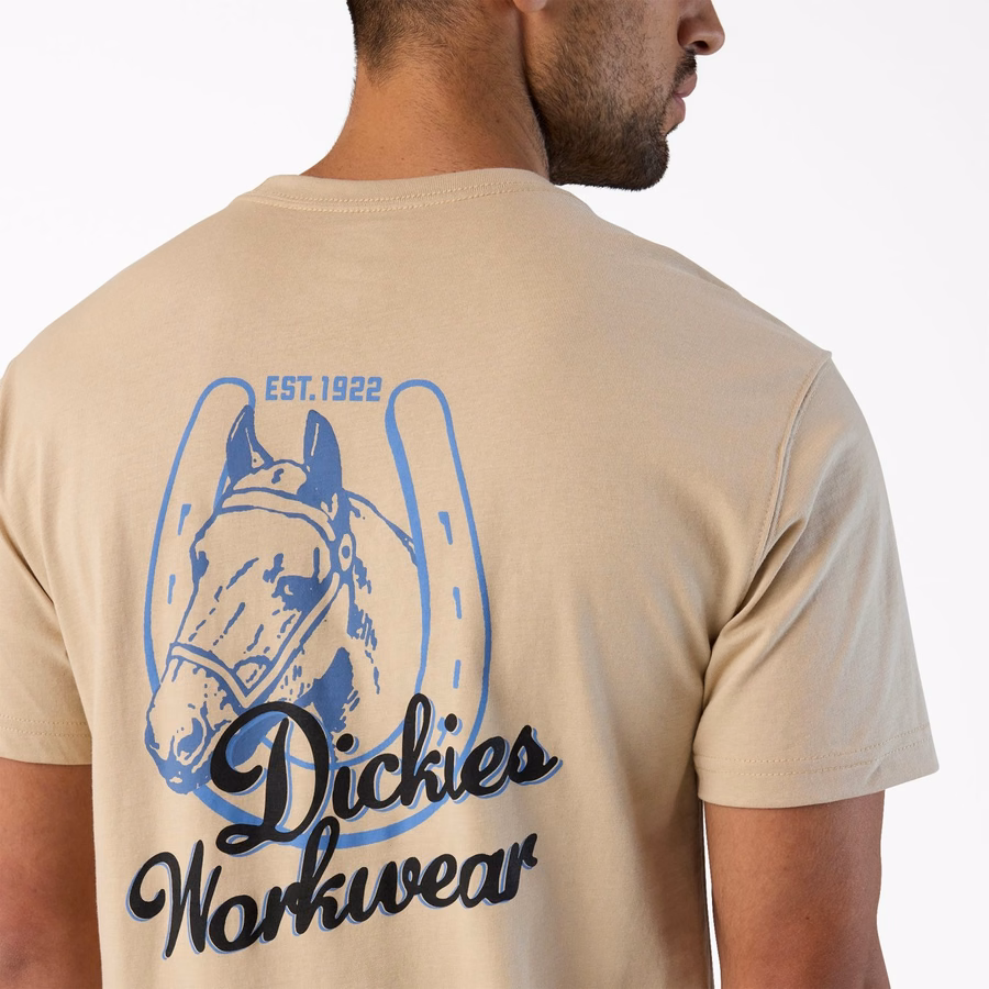 Tricou grafic cu potcoavă