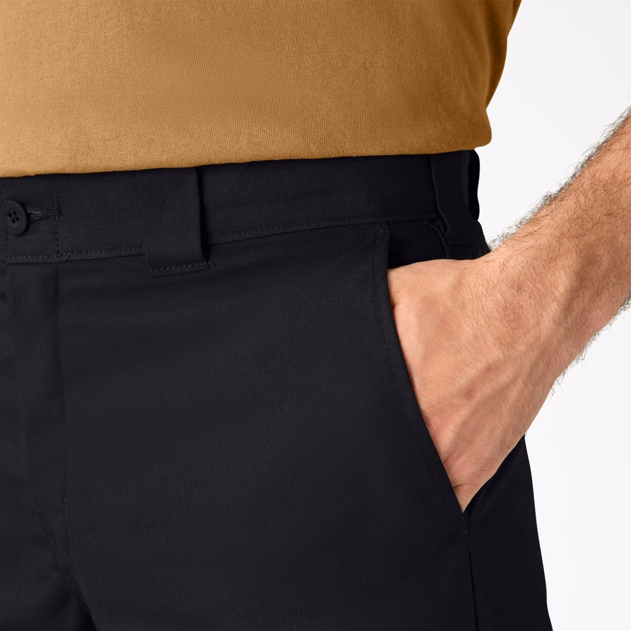 Pantaloni scurți cargo FLEX Relaxed Fit. 13