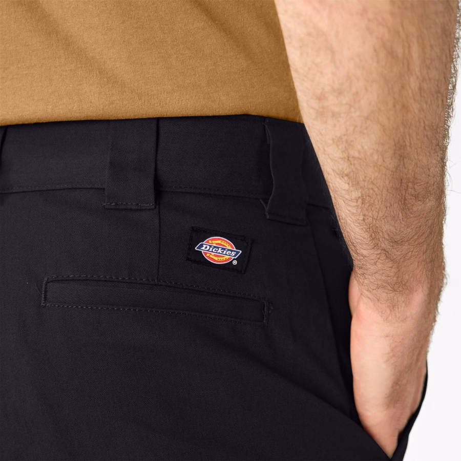 Pantaloni scurți cargo FLEX Relaxed Fit. 13