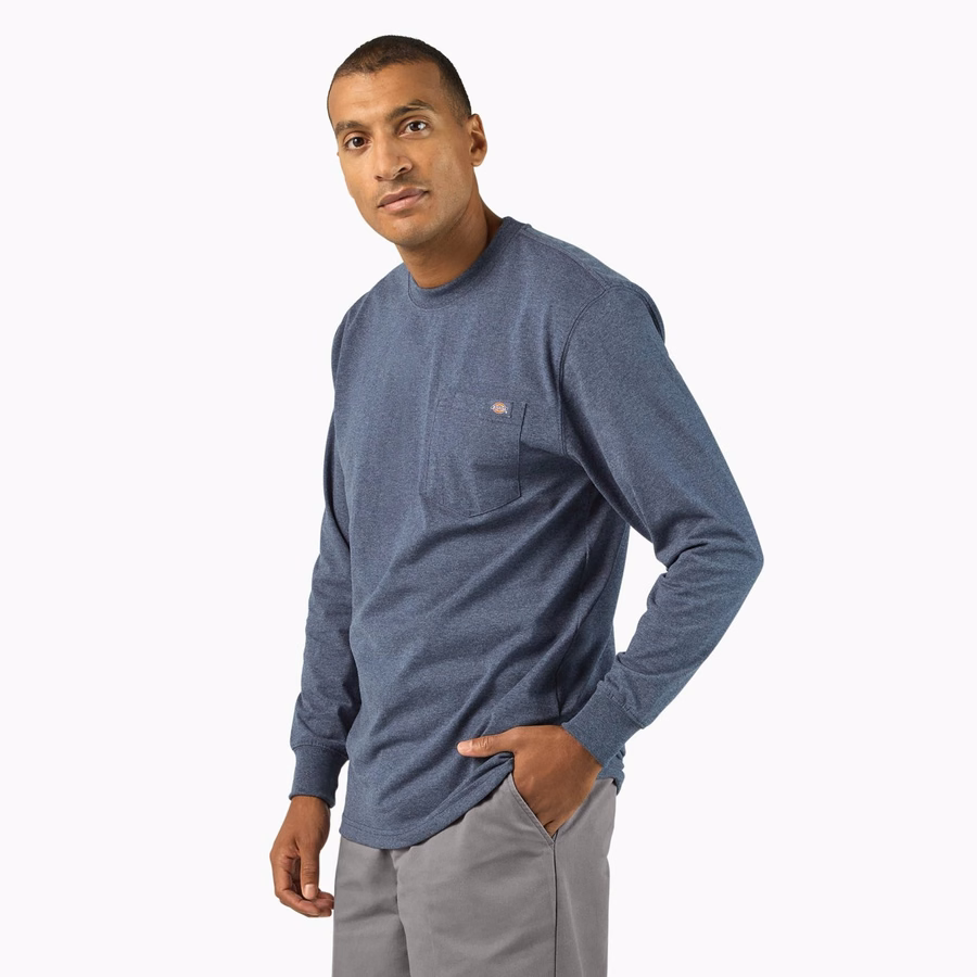 Tricou gros, cu mânecă lungă și buzunar, evazat