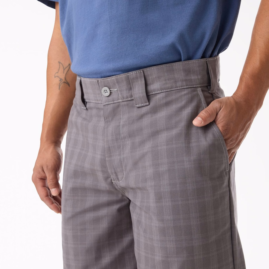Pantaloni scurți de lucru în carouri. 11