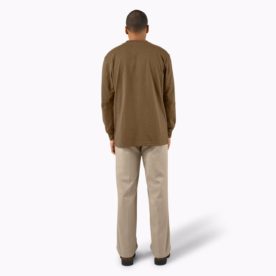 Tricou gros, cu mânecă lungă și buzunar, evazat