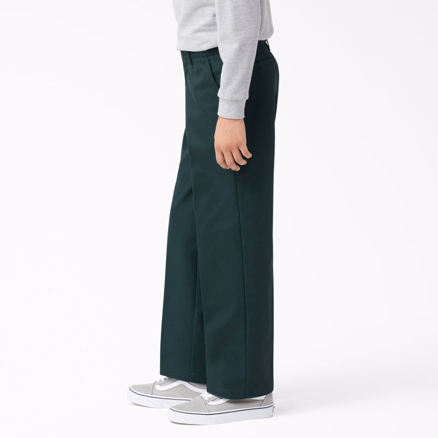 Pantaloni Classic Fit pentru băieți. Mărimea 4-20