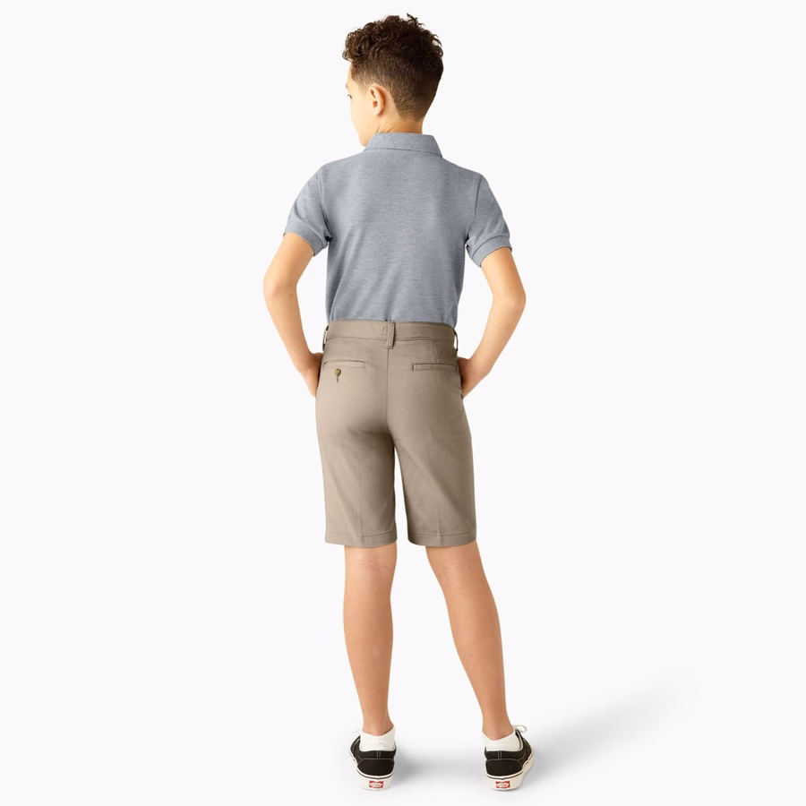 Pantaloni scurți FLEX Slim Fit pentru băieți. Mărimea 8-20