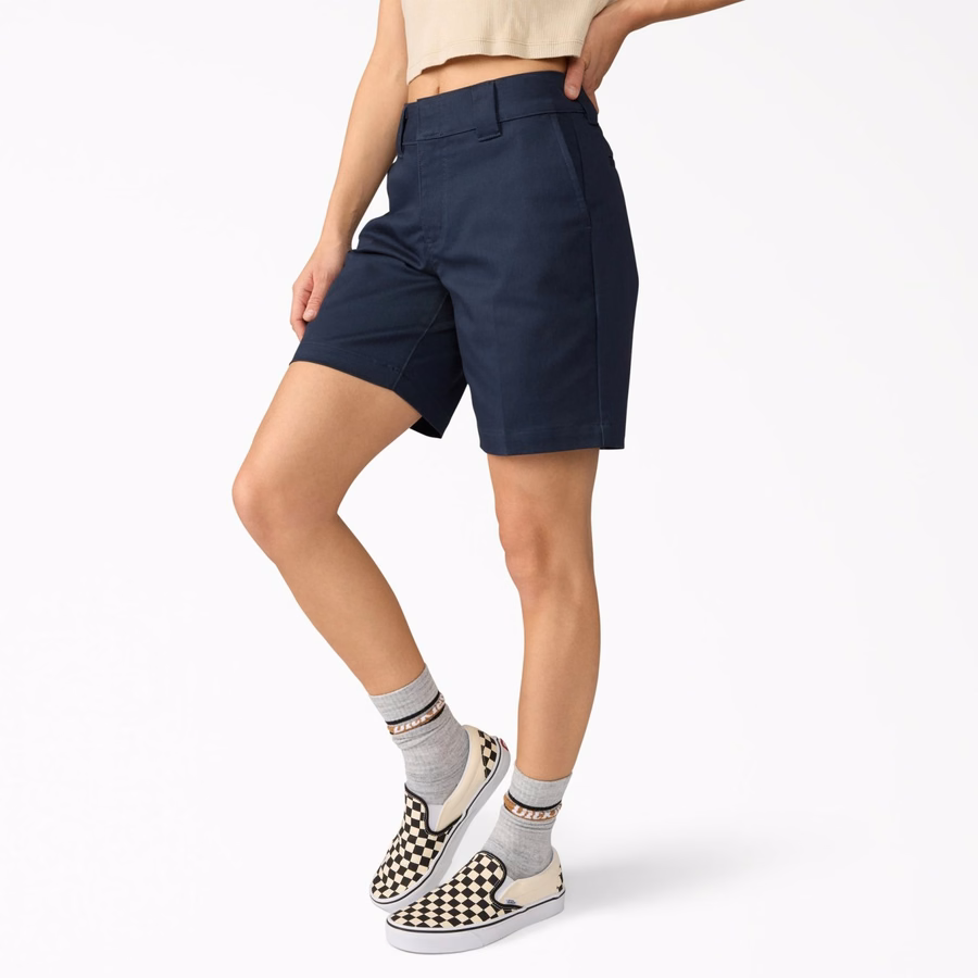 Pantaloni scurți cu partea din față plată Super Flex pentru femei. 9