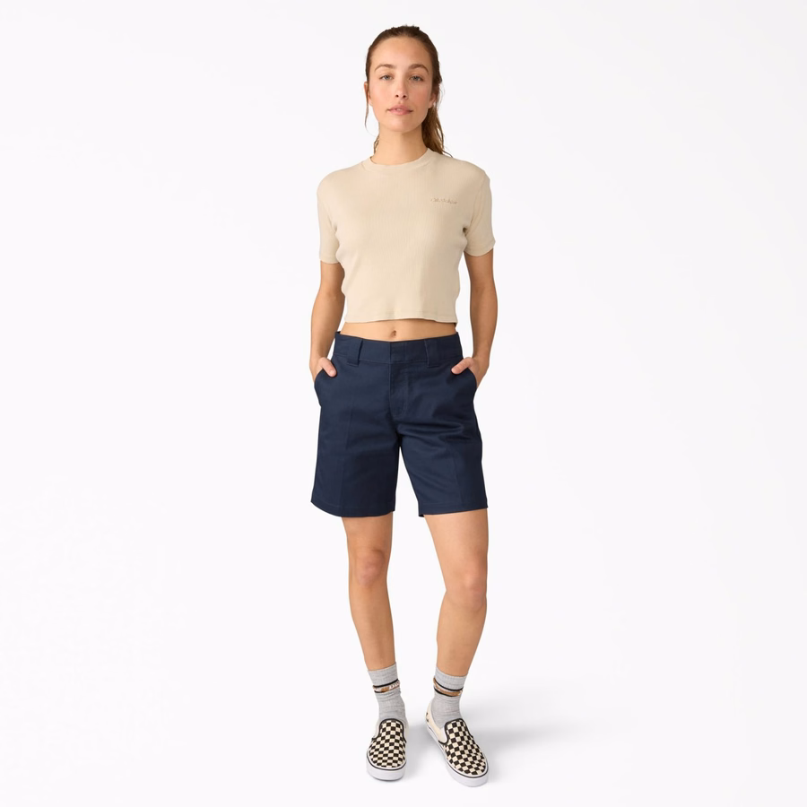 Pantaloni scurți cu partea din față plată Super Flex pentru femei. 9