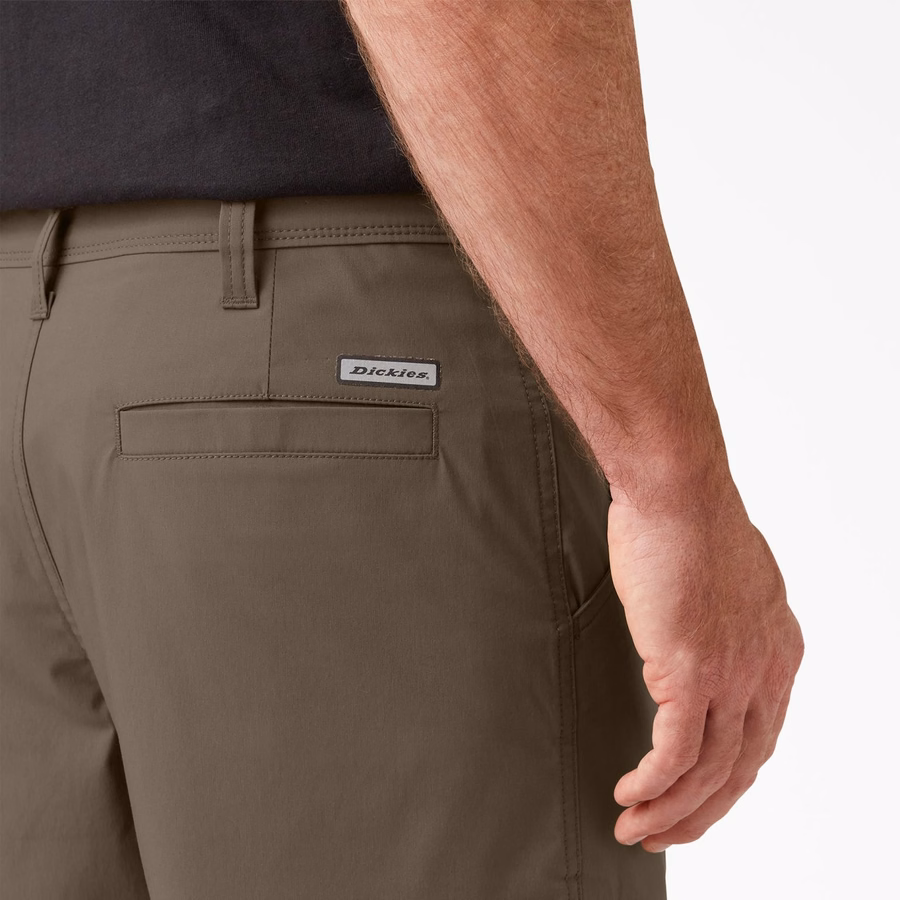 Pantaloni scurți utilitari FLEX Cooling, croială regulată. 13