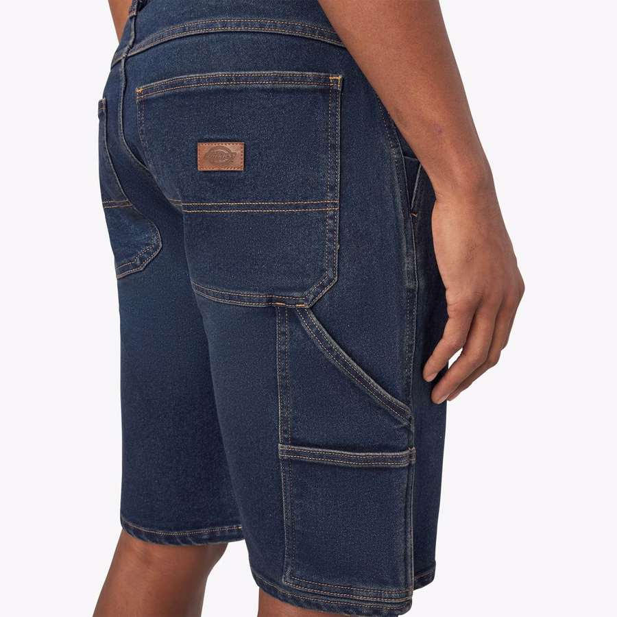 Pantaloni scurți utilitari din denim. 11