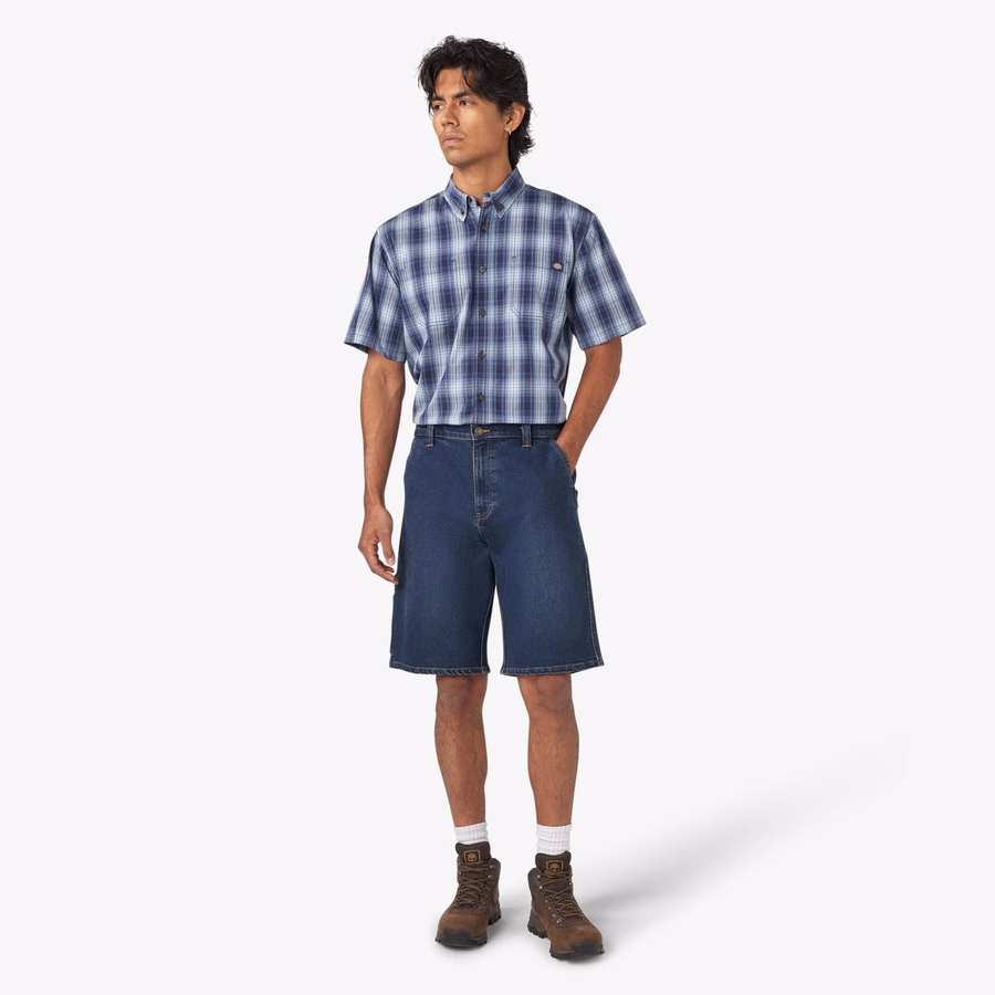 Pantaloni scurți utilitari din denim. 11