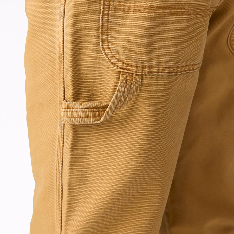 Pantaloni de tâmplărie purtați în Duck Carpenter